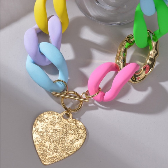 Heart Pendant Necklace - Picture 1 of 3